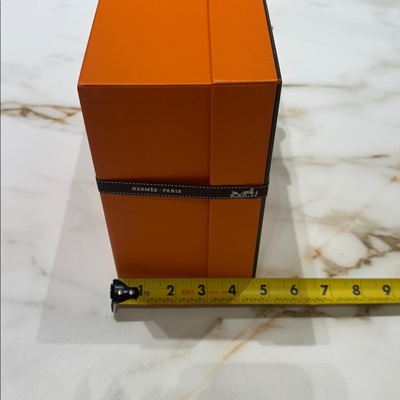 Hermès Orange Box with Ribbon 12x8x4.5 - Picture 4 of 4